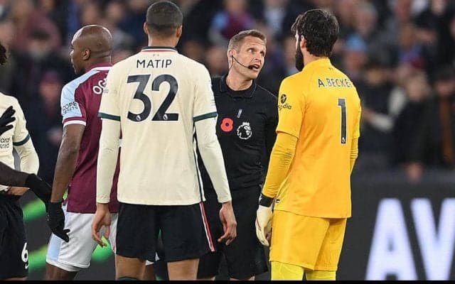 アリソン、ハマーズ戦の判定に未だ憤り!　SNSに判定揶揄する投稿