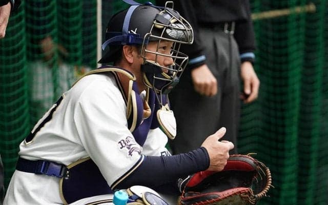 NPB経験のないオリックスのブルペン捕手　山本由伸ら投手陣が全幅の信頼を寄せるワケ