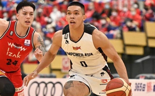 三遠のサーディ・ラベナが2試合の出場停止…14日富山戦でスポンサー看板を殴打、破損