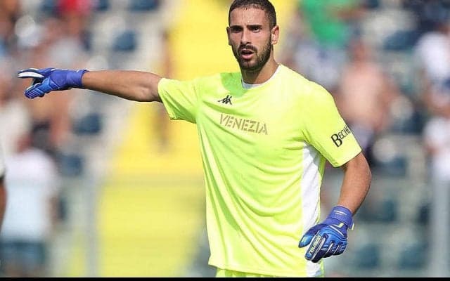 ヴェネツィア、離脱中のGKレッツェリーニとの契約を2024年まで延長