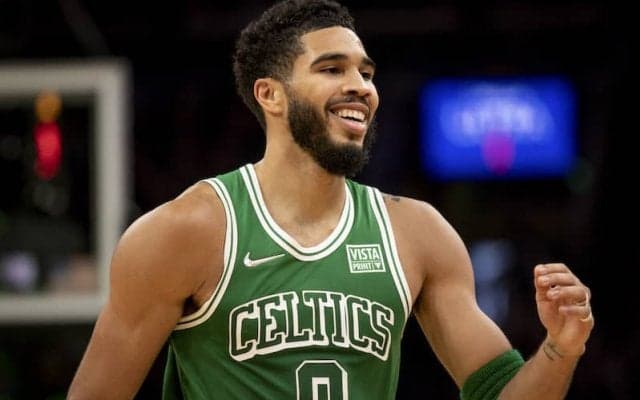 リーグ屈指のライバル対決はセルティックスに軍配…好調ウォリアーズは接戦制し3連勝／NBA