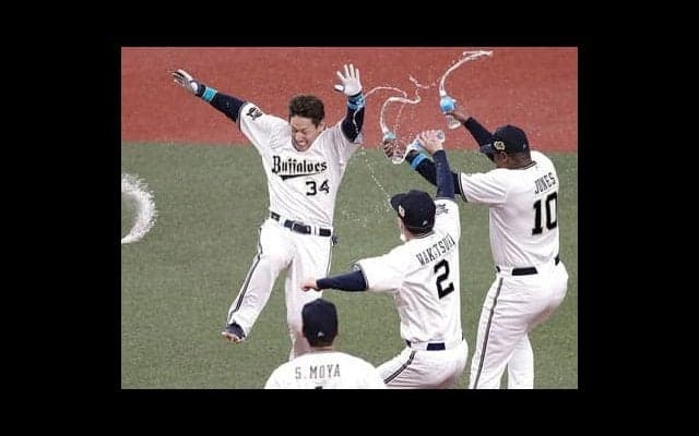 ヤクルトは完璧なゲームプランからの痛恨敗戦。守護神マグガフを追い込んだジョーンズの格と献身