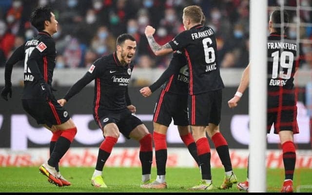 鎌田＆長谷部フル出場のフランクフルト、3位フライブルクにシャットアウト勝利《ブンデスリーガ》