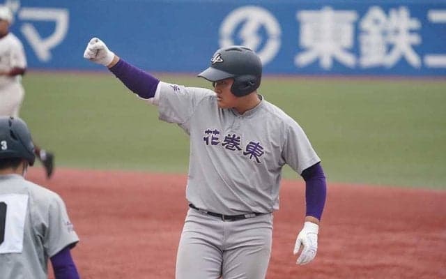【高校野球】花巻東・佐々木麟太郎、全国初マルチで打率.500　先制適時打で4強入りに貢献