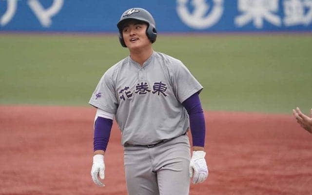 【高校野球】花巻東・佐々木麟太郎、先制打含む2安打の活躍　4強入りに「貢献できてよかった」