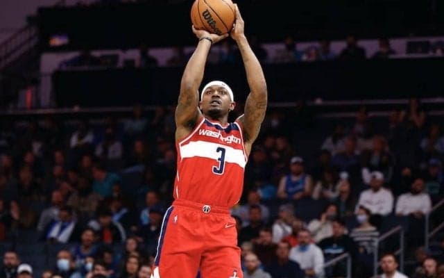 ウィザーズの選手たちが地元ファンと交流「支えてくれている人々に感謝の気持ちを」