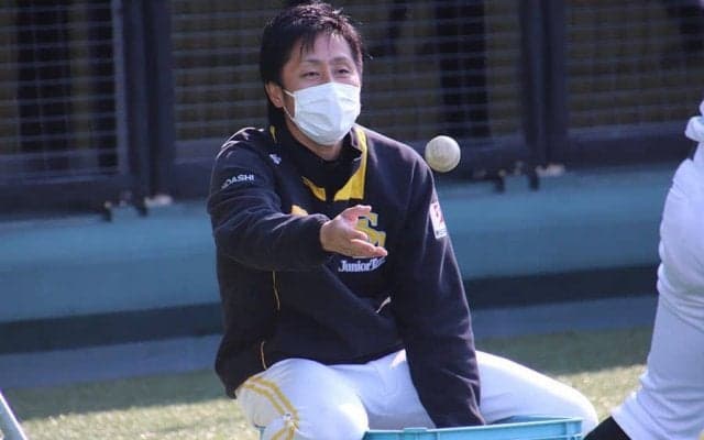 コントロールが悪い原因は…　鷹Jr.率いる帆足和幸氏が伝えるキャッチボールの重要性
