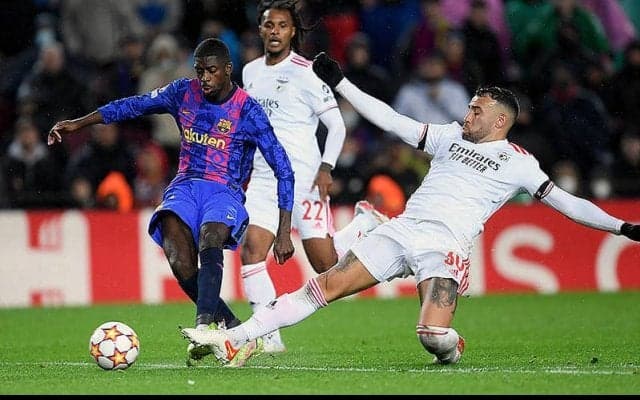 チャビCL初陣バルセロナは堅守ベンフィカとゴールレス…2位キープも自力突破は敵地バイエルン戦の勝利必須に《CL》