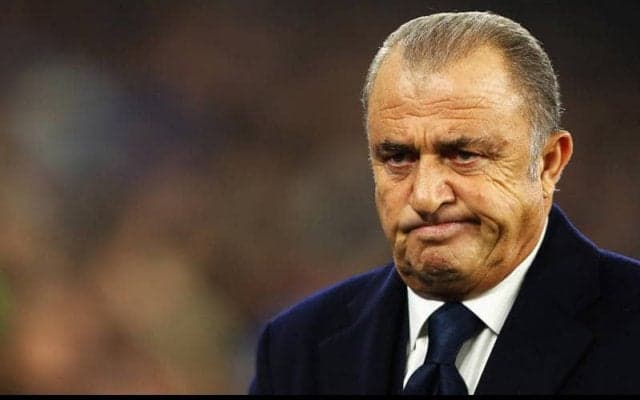 クタラララス・デルビで退席処分のガラタサライ指揮官、最大8試合のベンチ入り禁止の可能性