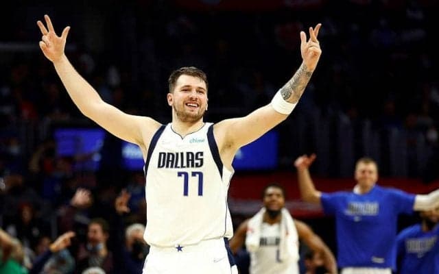 復帰初戦で延長にもつれ込むも、ドンチッチは「僕らが勝ったんだからハッピーだよ」