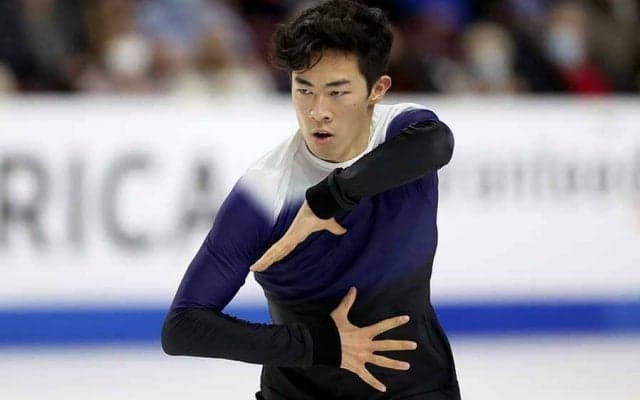 母親と500万円日本車に乗り…世界王者チェンの1枚に反響「ママ・チェン、超クールね」