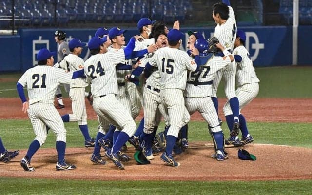 【大学野球】中央学院大が逆転で神宮大会初優勝　慶大は東京六大学勢初の4冠ならず