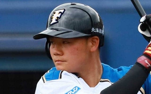 日本ハム清宮が減額制限に迫る初減俸、楽天岸は2.5億円　26日、各球団の契約更改