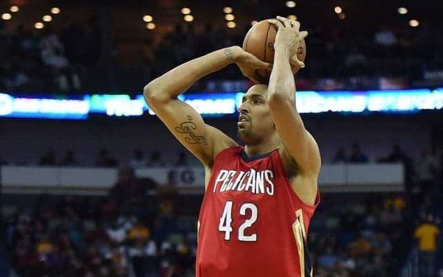 NBAで計7シーズンをプレーしたフランス出身のビッグマン、アレクシス・アジンサが引退