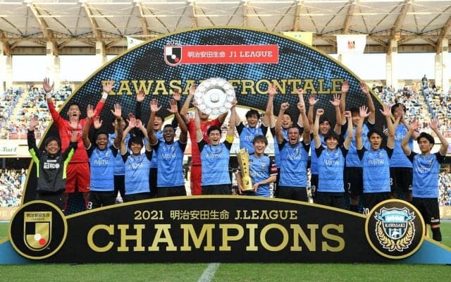 王者・川崎Fの新ユニフォームは26周年を記念して「風呂」からデザイン！ 風呂をモチーフに特別ロゴも制作