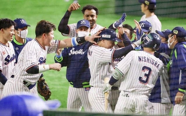 日本シリーズのMVPにヤクルト中村悠平「1年間頑張ってきて最後ご褒美なのかな」