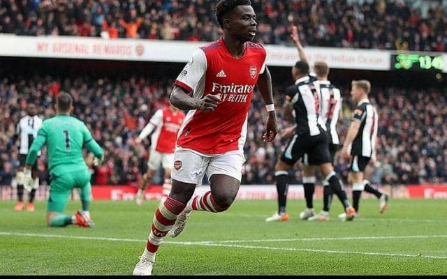 冨安健洋が加入後初アシスト!　アーセナルが最下位ニューカッスルに快勝で前節大敗を払しょく《プレミアリーグ》