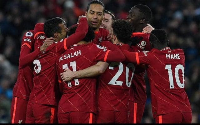 ジョタ2発にV・ダイクに復帰後初弾!　南野も途中出場のリバプールがセインツに4発快勝《プレミアリーグ》