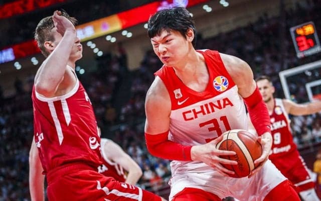 男子バスケ日本代表にあらたな「壁」、中国代表11.28はワン ジェリン、ジョウ チーの“NBAツインタワー”
