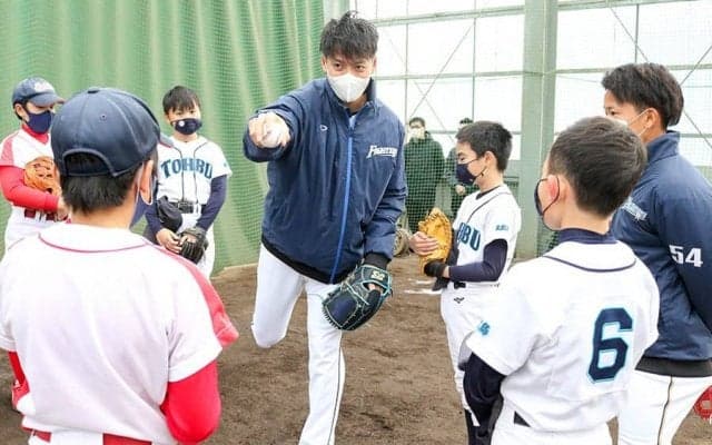 北海道の子どものために…日本ハム杉浦、玉井ら道産子選手が野球教室を初開催したワケ