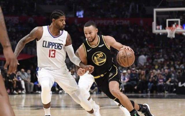 後半にギアを上げたウォリアーズが15点差快勝…クリッパーズを下し連勝を「7」に