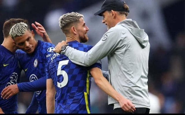 軽率トラップミスで失点に直結も…トゥヘル監督はジョルジーニョを責めず「照明の影響を受けていた」