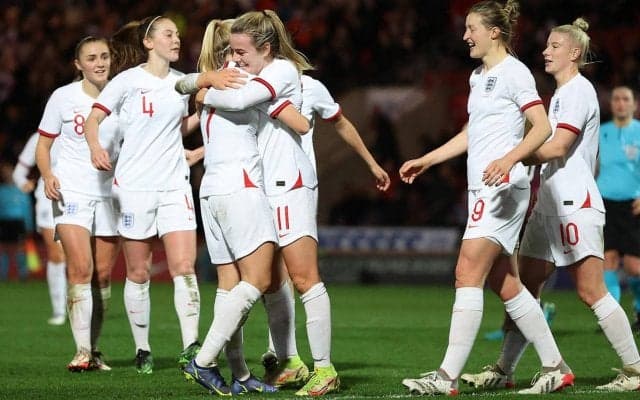 W杯予選で無慈悲すぎる20ゴール…イングランド女子代表が歴史に残る大勝、岩渕真奈のチームメイトら4人がハット！