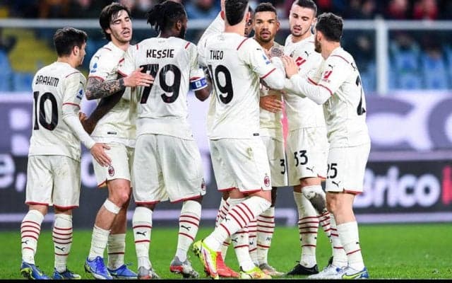 メシアスがドッピエッタ、ミランが首位ナポリに肉薄《セリエA》