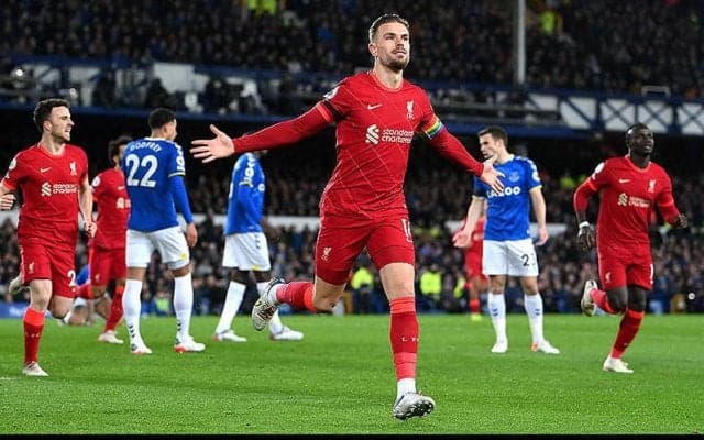 サラー圧巻2発などファインゴール4発のリバプールがエバートンを敵地で粉砕!《プレミアリーグ》