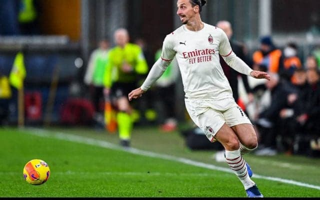 イブラヒモビッチ、ピオリ監督と共に契約延長か「彼が更新したなら俺も更新する」