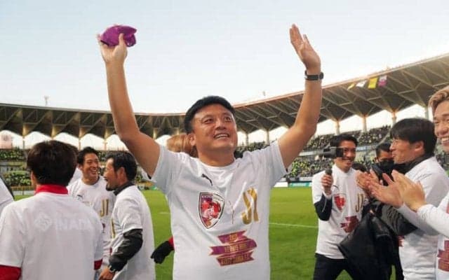 チョウキジェ監督、あの問題から京都J1昇格まで　再起を懸けた葛藤と苦悩、覚悟と決意“2年間の記録”