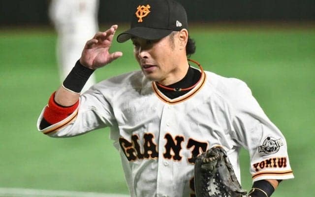 フライキャッチは“強→弱”が極意　巨人・亀井コーチの実演指導が「分かりやすっ」