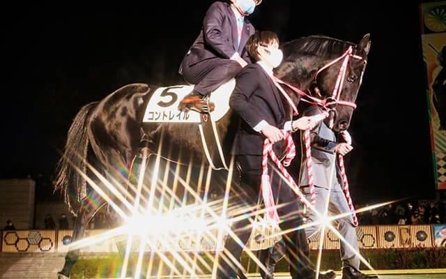 【JRA】三冠馬コントレイルが登録抹消、今後は種牡馬に