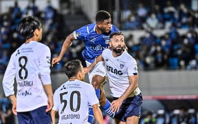 「J1＆代表81試合をピッチ取材」した編集部Nが選んだ「すべてがパーフェクトなJ最強CB」【サッカー批評が選ぶ「2021年J1ベストイレブン」】編集部N(2)