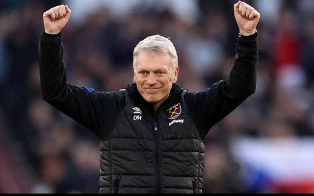 リバプールに続いて、チェルシーからも勝利！　モイーズ「HTの微調整で…」