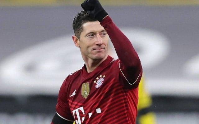 これぞ点取り屋の嗅覚! レヴァンドフスキが見せたしたたかな同点ゴール