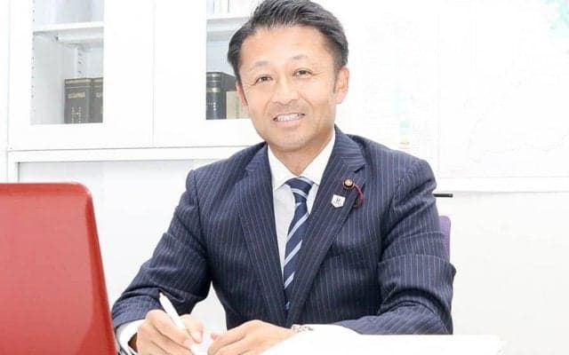 議員と監督をどう両立？　IT活用、チームは“会社”…全国大会へ導いた異色の指導法