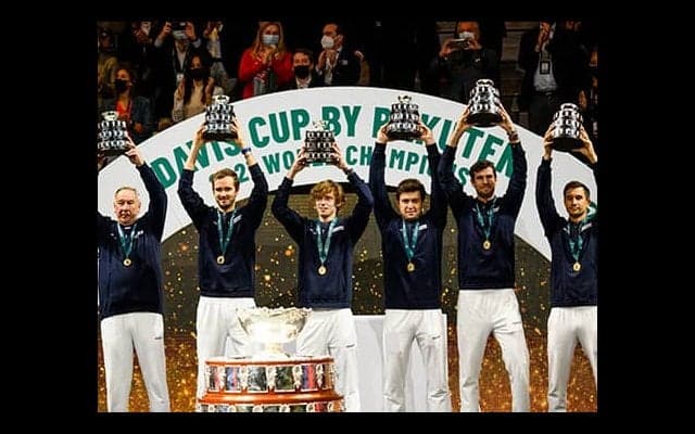 ロシア 15年ぶり3度目のデ杯制覇