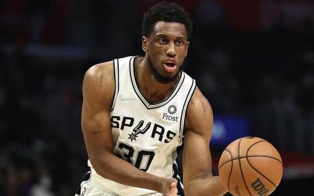 スパーズで出番に恵まれないサディアス・ヤング「この状況は僕にとって理想的ではない」