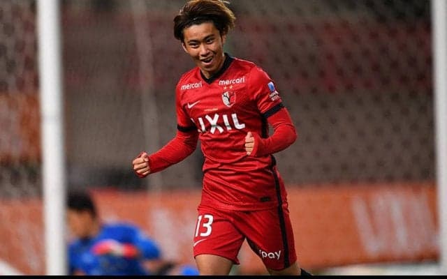 鹿島MF荒木遼太郎がベストヤングプレーヤー賞を獲得！　13番継承の今季は27年ぶり10代二桁の快挙も《2021Jリーグアウォーズ》