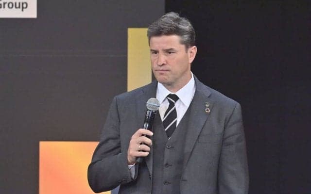 「江坂任と小泉佳穂の同時起用」が大きな転機に【浦和レッズ、リカルド・ロドリゲス監督「J1優秀監督賞」受賞の「3つの理由」と今季「ベストゲーム」】(2)