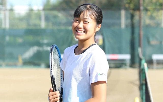 園部八奏選手にインタビュー　170cmの高さと左利きを生かした攻撃的なテニスが魅力の13歳「目の前の試合を一つずつ頑張ります」【注目のジュニアテニス選手特集⑦】