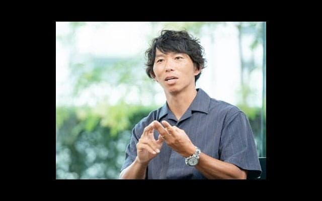 中村憲剛と佐藤寿人が若手に伝えたいこと。「ラクな選択をして生き残れるほど、この世界は甘くない」