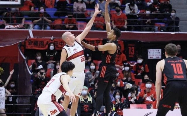 A東京と川崎の東地区上位対決は痛み分け…連勝の千葉は首位に浮上／B1第9節