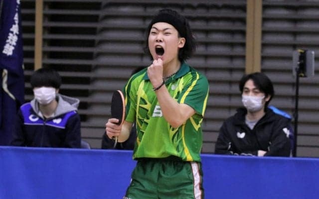 専大・月舘がラストで勝利　全勝対決を制した専大が単独首位に＜卓球・関東学生秋季リーグ＞