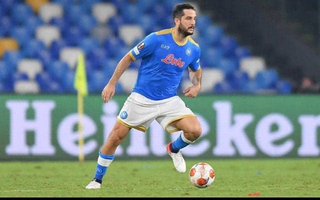 負傷者多数のナポリに朗報、マノラスが戦線復帰