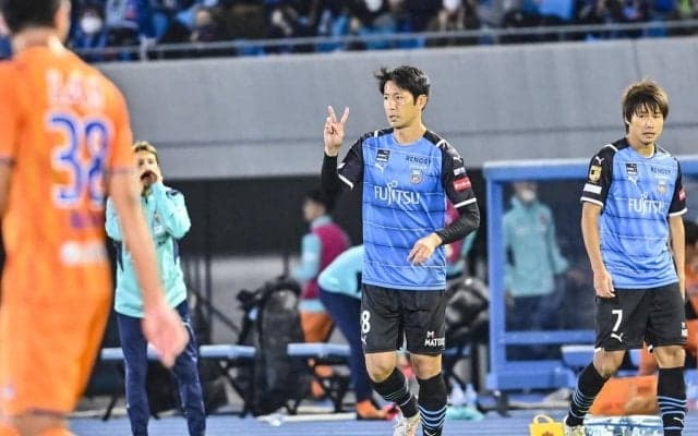 横浜F・マリノス戦でも、シーズンを通しても川崎フロンターレを救った「レギュラーではない男」【現在の日本サッカー「最高峰」を争ったJ1最終節】(2)