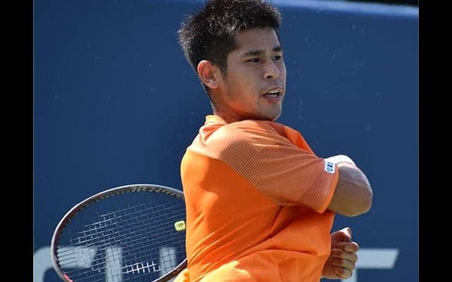 単で敗退の内田 複で8強