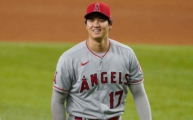 野次られた大谷翔平が余裕の笑み　敵地で見せていた“大物感”が米話題「彼はプロだ」【二刀流の衝撃2021】