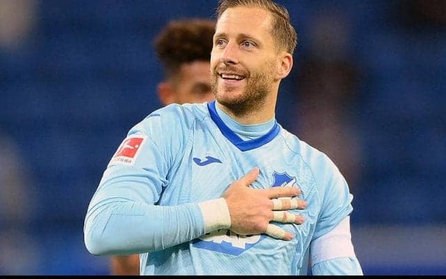 ホッフェンハイムが絶対的守護神バウマンと契約延長!